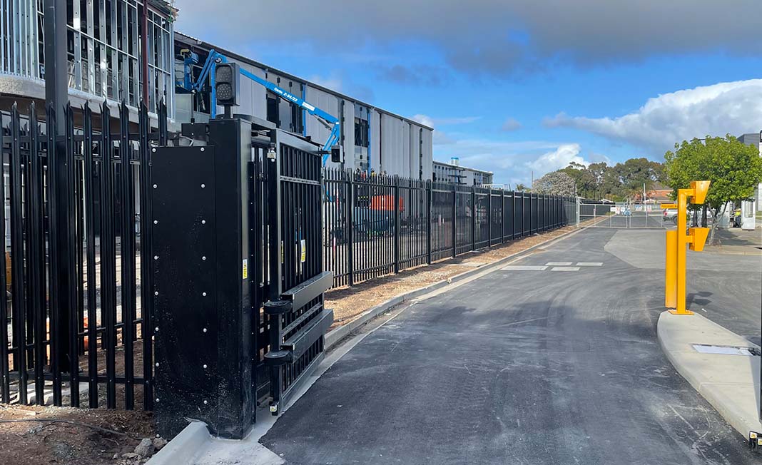 Palisade Fencing Melbourne